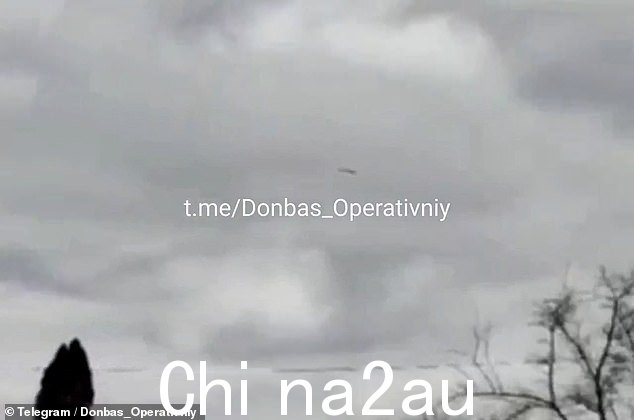 今天清晨,整个乌克兰都发布了空袭警报,因为防御部队击落了一连串来袭的导弹