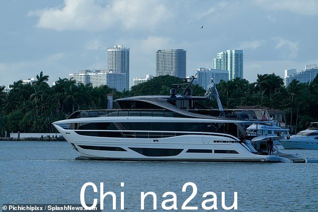 超级游艇Diddy和Yung Miami周三登船