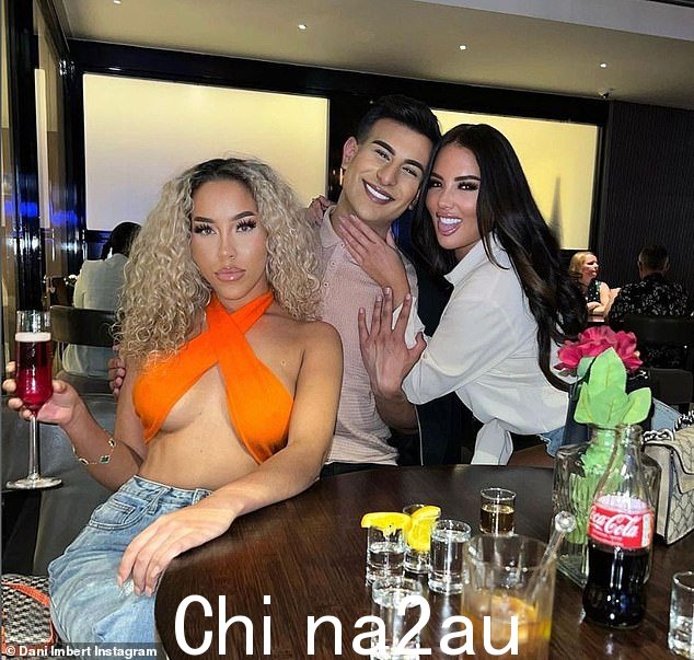 不和:Yazmin Oukhellou 与 h 有“秘密不和” er TOWIE 联合主演 Junaid Ahmed 和 Dani Imbert 据说这是她震惊退出节目的另一个原因