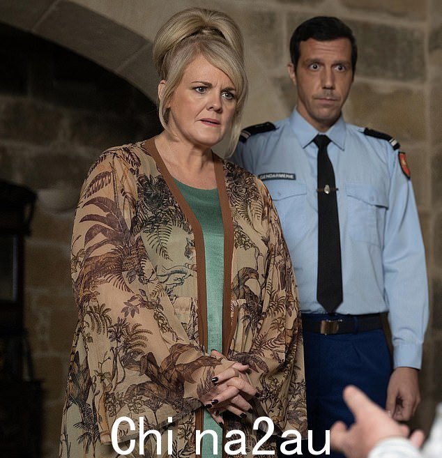Sally Lindsay 主演了 The Madame Blanc Mysteries(第 5 章),在普罗旺斯普罗旺斯小镇 Sainte Victoire 的生活“非常短促”