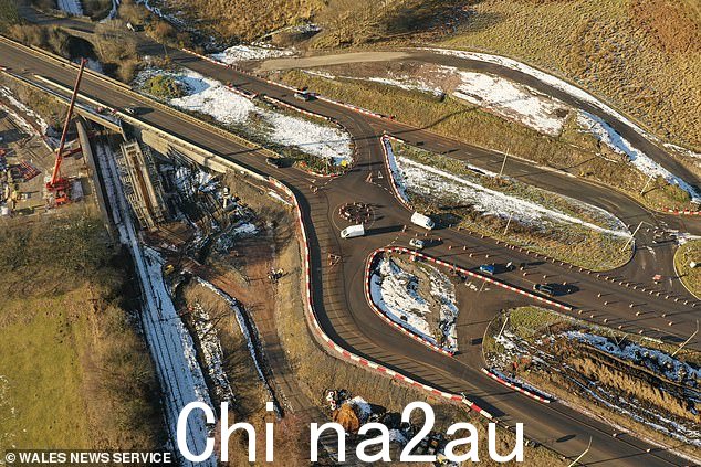 新的道路布局是威尔士政府计划的一部分,该计划将在南威尔士 Hirwaun 附近建造 Court Lodge underbridge