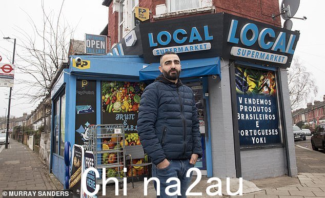 '我的生意现在不景气了。人们不来了,生意不景气,' Ismail Demirci 说,39