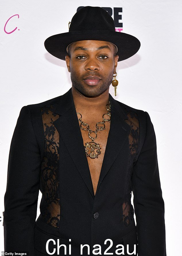 反弹:Todrick Hall 因猜测 Stephen 'tWitch' Boss' 自杀而受到猛烈抨击,暗示 Ellen DeGeneres 有毒工作场所丑闻'给他施加压力(Hall 摄于 2021 年)' class=