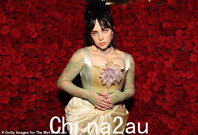 很酷:虽然比莉·艾利什本身就是一个很酷的名字,但这位 21 岁的海洋之眼制作人的全名实际上是比利·艾利什海盗贝尔德奥康奈尔
