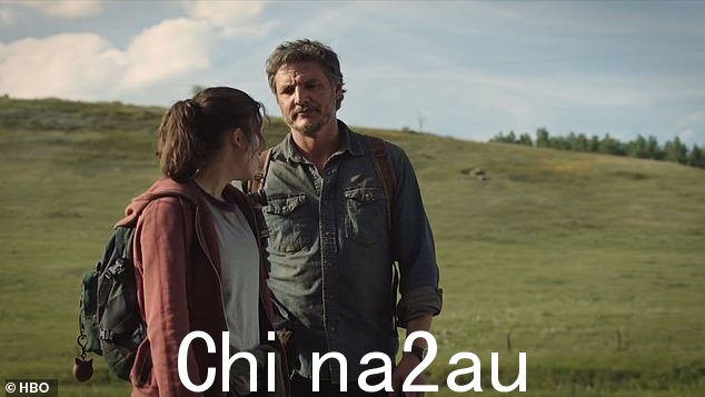 天空:她问他以前是否坐过飞机,他说他坐过,但不是很好,但她惊叹于它说,'伙计,你去过天空