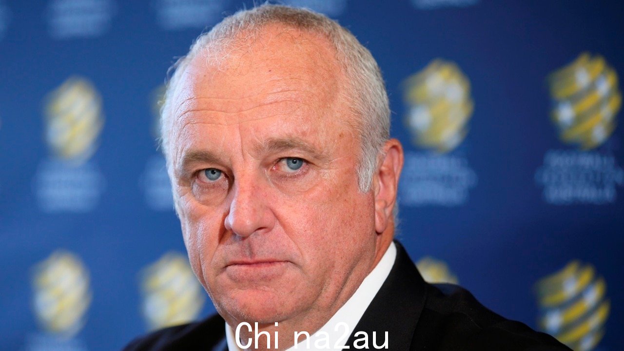 Graham Arnold 重新签约作为 Socceroos 教练