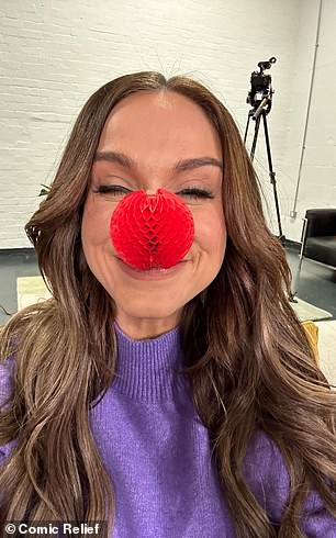 庆祝:Vicky Pattison 是加入筹款的众多名人之一