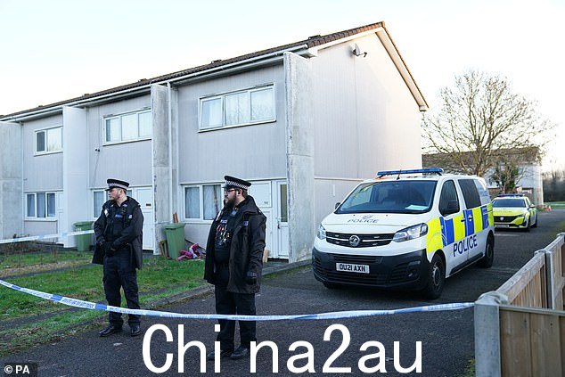 警察今天在米尔顿凯恩斯尼瑟菲尔德 Broadlands 的一个家中,昨天一名四岁女孩在接到报告后死于该物业的后花园