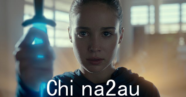 Star: Alba 在葡萄牙以连续剧和电影开始她的职业生涯后,在美国奇幻剧 Warrior Nun(如图)中首次亮相英语