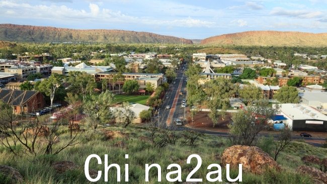 Central Australia Regional Controller Dorelle Anderson 的报告建议紧急重新引入 Stronger Futures 立法。图片:Getty Images
