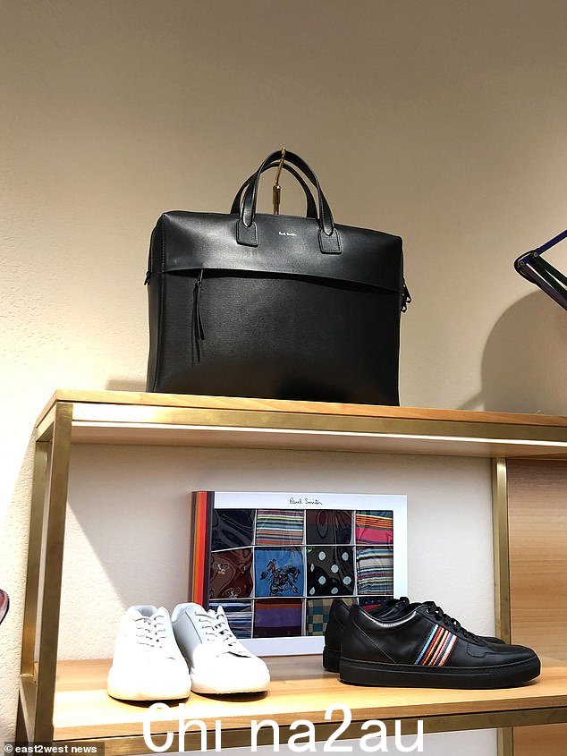 仔细看看您可以在莫斯科的 Paul Smith 店内购买的一些商品