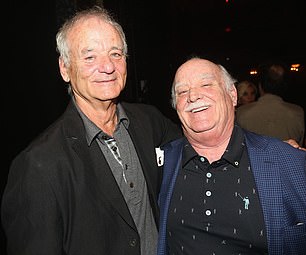 Bill 的哥哥 Brian Doyle-Murray 在土拨鼠之日扮演巴斯特格林。他在 2017 年与 Bill 一起出现