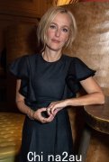 吉莉安·安德森 (Gillian Anderson) 说花了很多年才在人际关系中发出自己的声音