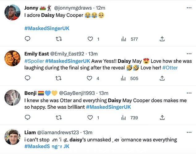 受欢迎!粉丝们很高兴看到 Daisy 出现在节目中,有人在 Twitter 上分享道:“我忍不住笑了,Daisy 不加掩饰的表演就是一切” class=