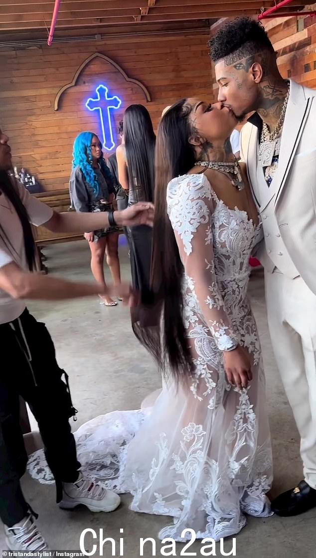 没有誓言:Blueface 和 Chrisean Rock 可能一起走过过道,但显然,这不是为了从此幸福快乐,而是为了一段音乐视频