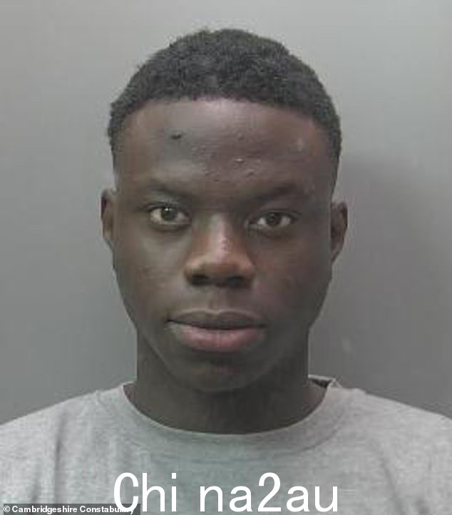 21 岁的登巴·恩巴洛 (Demba Embalo) 于 2019 年在彼得伯勒的家中袭击了这名少年。尽管女孩一再拒绝,但恩巴洛还是强奸了她his bedroom