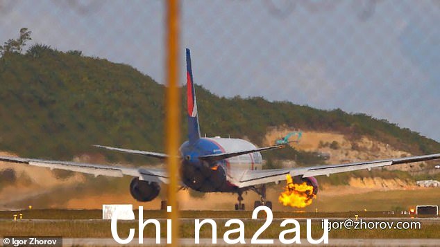 一架载有321人的俄罗斯旅游飞机在泰国普吉岛起飞时轮胎爆炸,发动机起火