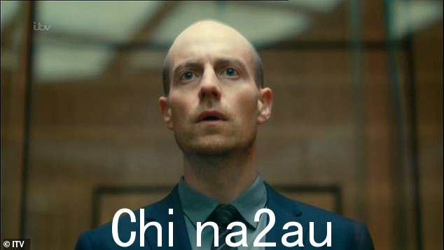 忏悔录:观众惊奇地看到侦探艾莉·米勒(奥利维亚·科尔曼 Olivia Colman 饰)的丈夫乔·米勒忏悔
