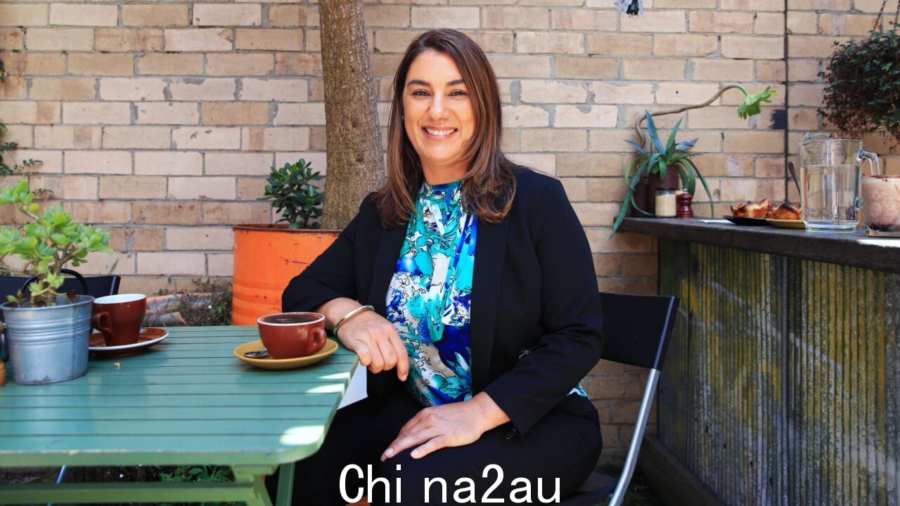 索普退出绿党可能会让总理“变得棘手”” /><p>NDIS 部长 Bill Shorten 表示,他担心 Dutton 先生对支持该提案的想法根本不持开放态度。</p><p>“有很多信息肖顿先生周二告诉澳大利亚天空新闻。</p><p>“我想知道达顿先生是否只是在竖起一堵墙关于更多问题的噪音。我不知道他是否真的支持这种声音。</p><p>“所以我希望他是,我希望这种对更多信息的不断要求不仅仅是拖延时间和挑拨离间的借口。 ”</p><p>议会之声是 2017 年乌鲁鲁发自内心声明的核心内容,工党将其视为一项重要的选举承诺。</p><p>政府可能会在今年 9 月和 12 月。</p> <BR>
澳洲中文论坛热点 <BR>
<div class=