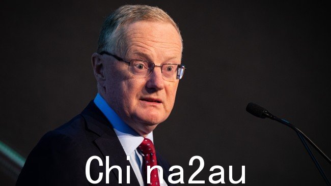再次呼吁澳大利亚央行行长 Philip Lowe 辞去他的职务,但财政部长Jim Chalmers 坚持将在年中决定他的任期。图片:NCA NewsWire / Christian Gilles