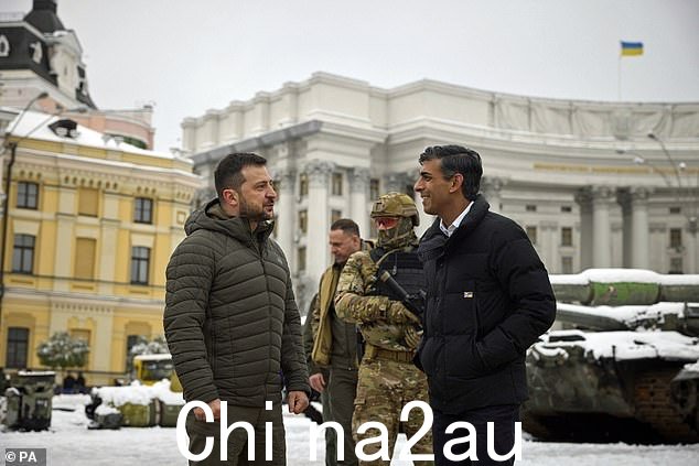 苏纳克先生去了乌克兰我会在 11 月见到泽伦斯基先生,在他成为总理后不久