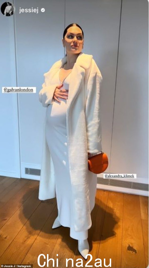 准妈妈:上周,杰西举办了一场有趣的婴儿送礼会来庆祝她的怀孕