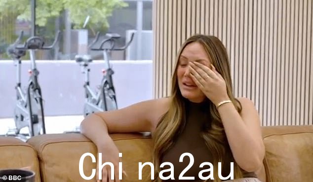 情感:夏洛特·克罗斯比 (Charlotte Crosby) 在分享她发现妈妈莱蒂西亚 (Letitia) 被诊断出患有乳腺癌后的反应后,得到了粉丝的支持