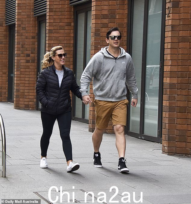 41 岁的 Melissa Sheppard(左)和 41 岁的 Josh White(右)本周在银幕上出现了裂痕,两人就美发师对性的痴迷发生了争执