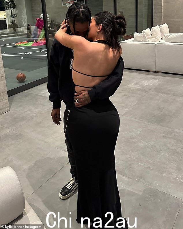 单身:上个月有消息称 Kylie 和她的前男友 Travis Scott 决定在 2020 年重燃恋情后第二次分手