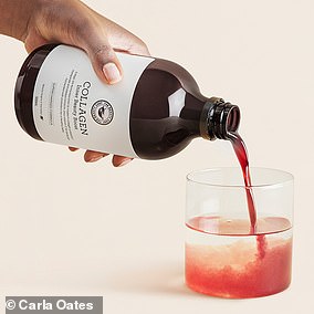 Carla 使用一系列粉末、酏剂和补充剂来保持美丽(照片中她的胶原蛋白)