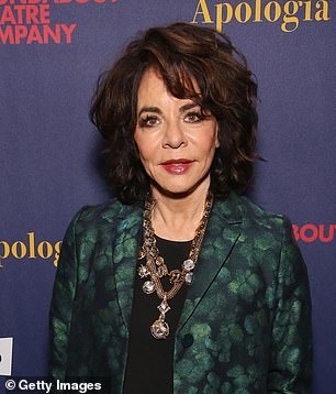 Stockard Channing 在 Grease 中扮演 Betty Rizzo。她出现在 2018 年