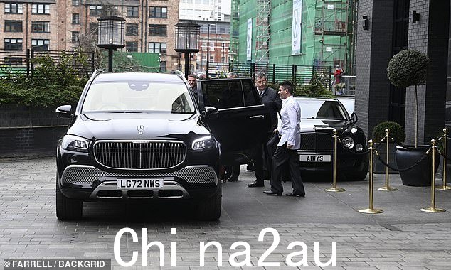 Revelation: 作为现在每周步行 40 英里,这位 X Factor 老板重新安排了他的工作时间表,以确保他只在上午 9 点之后开始商务会议