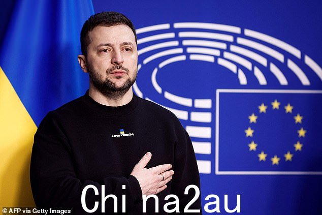 沃洛德米尔泽伦斯克的普遍奉承场面上周在议会中的你让我想起了上一次全国一致同意的 ¿ Covid panic