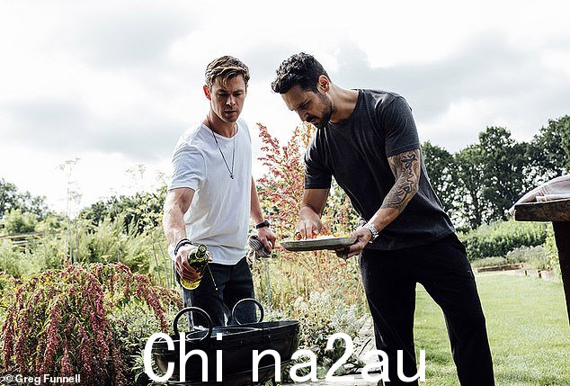 Sergio 的烹饪(与 Chris 合影)以始终使用最新鲜的食材而自豪