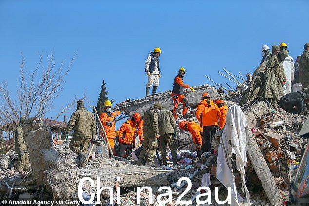 世界卫生组织 (WHO) 表示,近 2600 万人受到地震影响