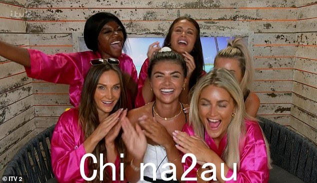 Moves:女孩收到消息说他们将在周日晚上的剧集结束时前往卡萨阿莫尔