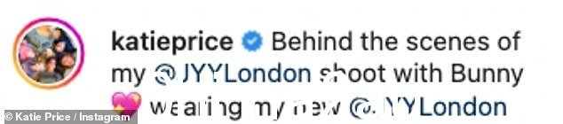 骄傲:作为骄傲的母亲,Katie 为她的帖子配上了标题:'在我@JYYLondon 拍摄的幕后,兔子穿着我的新@JYYLondon 系列'