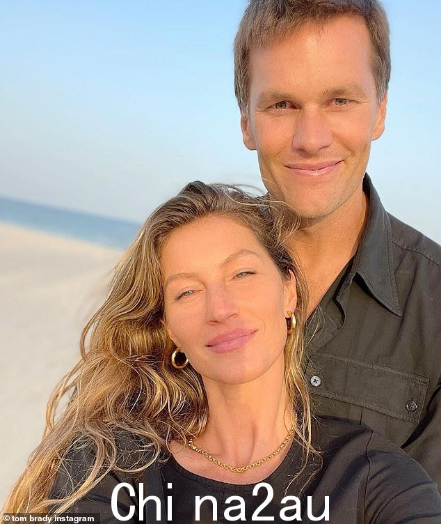 Reflection:Tom Brady 在情人节那天似乎对他的离婚记忆犹新,因为他分享了一个神秘的帖子,宣称'爱情不是交易' - 在他与 Gisele Bundchen 分手四个月后(如图所示) 2022)