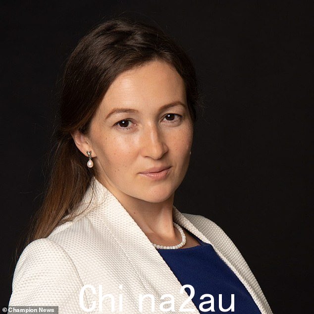 Ana-Maria Beldica 在阿拉伯联合酋长国担任纳税人资助的英国文化协会的人力资源和平等团队经理,当她被告知在返回前不久她的角色将被取消时来自产假