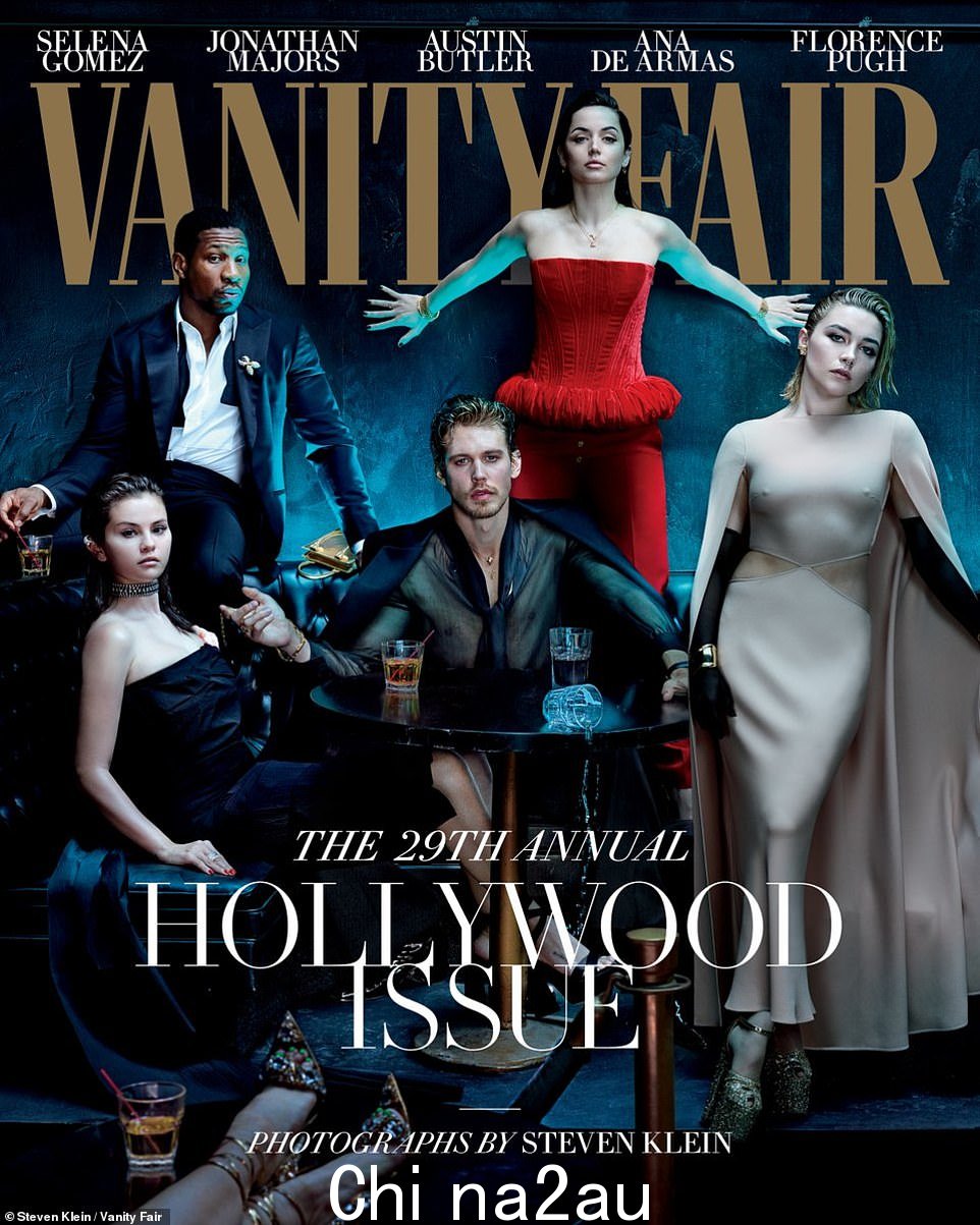 登场!由 Steven Klein 掌镜,Patti Wilson 造型,该作品集描绘了一个晚会场景,其中有一些当今最时髦的年轻演员——他们都是第一次出现在《名利场》梦寐以求的好莱坞封面上。