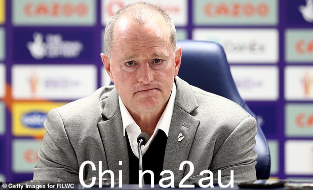 Jones 让 NRL 英超冠军教练 Michael Maguire 成为他的助手——'Madge' 礼貌地拒绝了