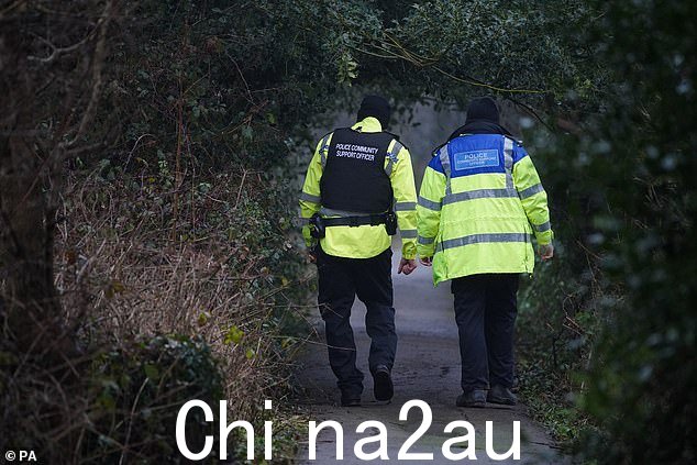 兰开夏郡 Wyre 的 St Michael's Wyre 河附近的警察今天继续搜索