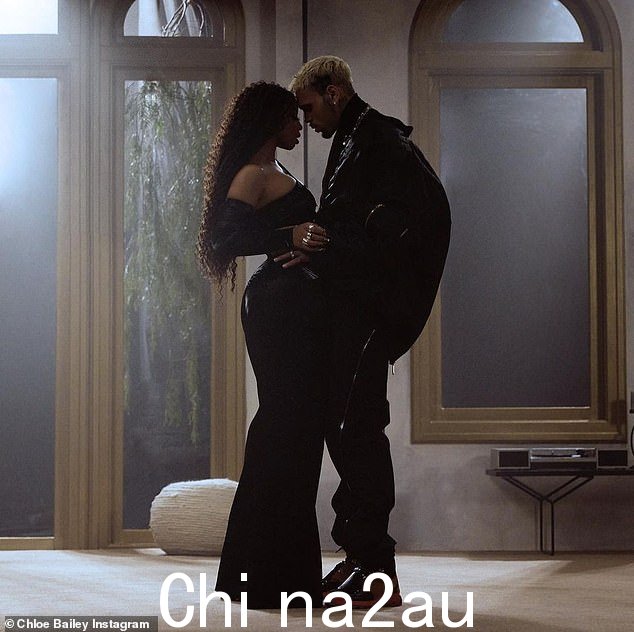 愤怒:Chloe Bailey因为她选择与 Chris Brown 一起录制一首名为 How Does It Feel 的歌曲而受到抨击