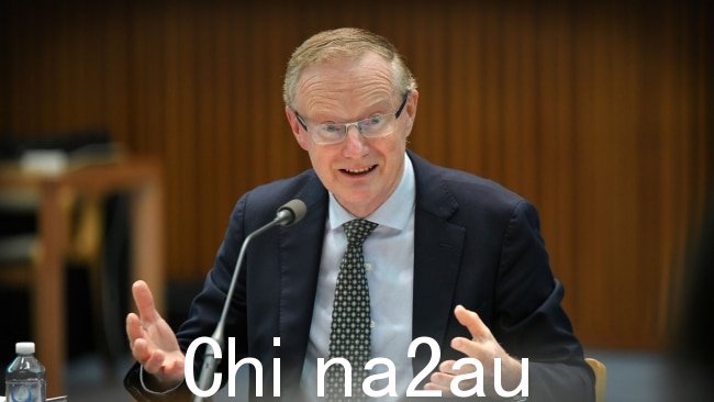 RBA 行长 Philip Lowe 告诉澳大利亚人 ho我的房主在抵押贷款时货比三家以获得最优惠的利率。摄影师:Mark Graham/Bloomberg
