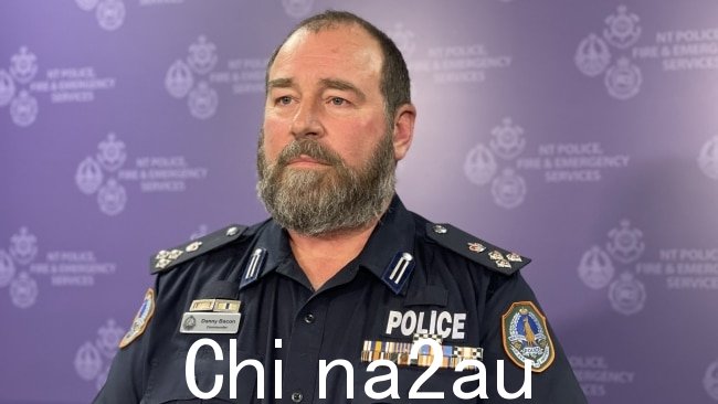 北领地警察指挥官丹尼培根说,社区的重点是制止家庭暴力。图片:Annabel Bowles