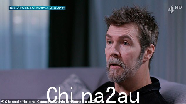 情绪激动:周五,他在全国喜剧奖的 VT 演讲中发表了感人的演讲,这是他确诊后第一次重返银幕