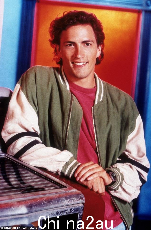 Andrew Shue,55 岁,在梅尔罗斯广场出演 Billy Campbell 七季之后立即成为好莱坞万人迷