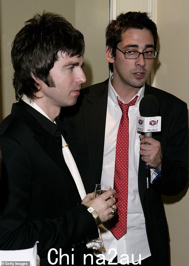 Murray 在 2006 年伦敦 Q Awards 上采访 Oasis 传奇人物 Noel Gallagher