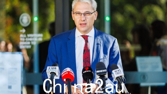 维多利亚州部长 Danny Pearson 已经承认d 这是一个“判断错误”,因为它没有管理好被察觉到的利益冲突。图片 NCA NewsWire / Aaron Francis