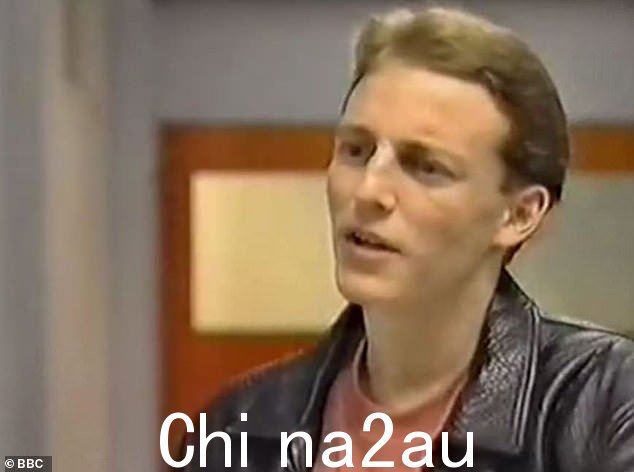 传奇:演员在第 16 季的 Grange Hill 中饰演 Bevis Loveday(如图)